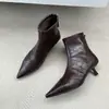 Botines de tacón alto de cuero suave negros para mujer, con tacón fino y punta fina, botas versátiles y chic estilo francés 2025 para el trabajo