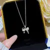 Collar Personalizado de Lazo de Deseo de Meteoro, Nuevo Colgante Exquisito de Lujo Ligero, Cadena para Clavícula de Acero de Titanio con Diseño de Nicho