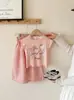 Conjunto de Camiseta Casual de Manga Corta con Dibujos Animados Dulces y Pantalones de Cuadros Delgados para Niñas, Estilo Nuevo de Verano