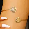 Brazalete floral de mejor venta transfronterizo europeo y americano, brazalete de concha floral hueca, brazalete abierto ajustable