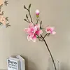 Flores artificiales como loto y magnolia para arreglos florales caseros, adornos florales decorativos, decoraciones de pared, arreglos florales de pared y flores secas con un toque de alta gama
