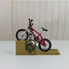 Llavero dedo bicicleta patineta de dedo bicicleta ocho llavero hebilla de langosta joyería juguetes transfronterizos