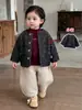 Conjunto Novo de Outono e Inverno para Meninos Conjunto de Três Peças Jaqueta Acolchoada Estilo Pequena Fragrância Calça Camiseta de Manga Longa 1 Estilo Coreano Roupas Infantis