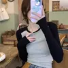 Camiseta de Manga Larga Raglán de Color Contrastante para Mujer, Camiseta Básica Ajustada de Manga Larga para Principios de Otoño con Cuello Redondo Corto, Top Interior Elástico de Moda