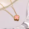 Acero de Titanio Chapado en Oro Transfronterizo Más Vendido Acero Inoxidable Pulsera, Collar, Anillo y Pendientes de Trébol de Cuatro Hojas Conjunto Fábrica al por Mayor