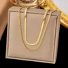 [Collar de Acero de Titanio Dorado + Color Acero] Moda de Lujo Ligero para Mujer El Más Fácil de Combinar Cadena para Clavícula Collar de Amor de Nicho de Gama Alta