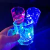 Taza octagonal de 150 ml LED colorida Luminosa Vierte agua inducción brillante Taza de cerveza accesorios de ambiente para bares