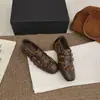 Sapatos de treino alemães com estampa de leopardo, sapatos single retrô para mulheres, nova coleção outono 2026, design com tira em U, confortáveis e fáceis de calçar, sapatos Mary Jane casuais