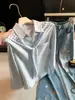 Chal de rayas estilo commuter de principios de otoño, camisa de dos piezas falsa para mujer, adelgazante y casual, camisa blanca de manga larga de alta elasticidad