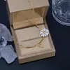 Design Original de Alta Qualidade Margarida Brincos Colar Clavícula Das Mulheres Cadeia ins Na Moda Simples Elegante All-match Internet Brincos Da Celebridade