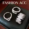 Anillo Abierto de Zirconia Súper Brillante con Forma de Corazón, Versátil para el Trabajo, Estilo Casual, Anillo para el Dedo Índice, Sencillo, Moderno, Joyería de Alta Gama para Mujeres