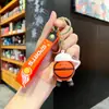 Llavero de baloncesto callejero auténtico tendencia accesorios para niños moda colgante para mochila escolar lindo divertido regalo regalo venta al por mayor