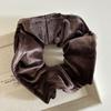 Diadema de terciopelo de alta gama francesa para coleta grande, Diadema de moda y exquisita con overlock, Diadema Elegante con Flor para Moño