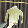 Camiseta para Niñas de Primavera y Otoño, Ropa Elegante para Bebés, Moda Única Infantil, Color Sólido Macarrón, Camiseta Básica de Cuello Medio con Volantes