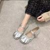 Zapatos de Mujer Plateados Estilo Retro Chanel Mary Jane 2026 Nuevos de Primavera/Verano Boca Baja Suela Suave Zapatos Individuales para Combinar con Vestidos Zapatos de Noche