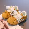 Zapatos de Entrenamiento Moral con Lazo de Encaje para Niñas 2025 Primavera y Otoño Nuevos Zapatos Casuales para Niños Estilo Coreano Transpirables Exteriores Zapatos Deportivos