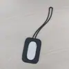 Etiqueta de equipaje cuadrada de silicona multicolor en stock, etiqueta de identificación anti-pérdida para equipaje de mano, personalizable con cordón largo