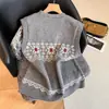 Nuevo chaleco de punto jacquard vintage de otoño e invierno para mujer, cárdigan de cuello en V, camisa base versátil para capas, chaleco de mujer