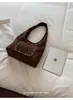 2026 Nova Moda Estilo Coreano Nicho Retro Rebite Bolsa Tote Grande Capacidade Casual Simples Ombro Bolsa de Axila
