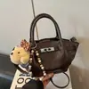 2026 Bolso Cubo de Moda Coreana Tendencia Nicho, Bolso de Hombro, Bolso Cruzado Versátil de Gama Alta