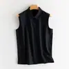 ¡Magia de capas! ¡Dile adiós al estorbo! La camisa con cuello falso es estilizada y versátil como capa base, una camisa sin mangas para mujer para usar como prenda exterior.