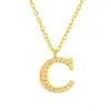 Comercio exterior transfronterizo popular collar de 26 letras colgante de acero de titanio moda europea y americana cadena de clavícula simple venta al por mayor de joyería de fábrica