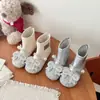 Botas da Moda para Meninas Outono e Inverno Novas Botas Curtas Infantis com Laço de Strass Super Macias Estilo Princesa para Bebê Moda Botas Martin