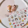 Xiaohongshu Mesmo Estilo Adorável Cachorro Snoopy Arte de Unha em Relevo Coração Fofo Feminino Bestseller Desenho Animado Adesivos de Futebol