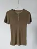 Estética CurvaDelicado y suave lana Tencel cuello Henry tejido manga corta top de otoño para mujer ajustado