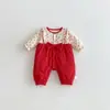 Roupas de Bebê Outono e Inverno 2026 Macacão Vermelho Estilo Ano Novo Princesa para Bebê Recém-nascido Menina Macacão Grosso para Engatinhar
