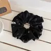 Scrunchie de Cetim com Bolinhas Plissadas Peroladas Coreano com Toque Elegante, Adequado para Penteados de Coque, Acessório de Elástico de Cabelo Super Grande Versátil