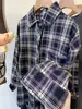 Camisa de Xadrez Retrô Jaqueta Feminina Outono 2025 Manga Longa Estilo Preguiçoso Masculino Camisa Cardigã Casual Top