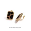 Pendientes Cuadrados Estampado Leopardo Vintage Moda Personalidad Celebridad de Internet Populares Pendientes Textura Felpa Bobina de Mosquitos Pendientes de Clip