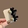 Colección de Accesorios para el Cabello en Rebaja: Pinzas para el Cabello, Pinzas de Cocodrilo, Diademas, Pasadores, Pinzas de Garra, Pinzas de Tiburón, Pinzas BB, Gomas para el Cabello, Anillos para el Cabello, Adornos para el Cabello