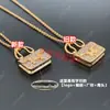 Collar Aijia Kangkang para Mujer con Colgante de Letra H, Chapado en Oro V con Oro Rosa de 18 Quilates, Cadena para Clavícula de Moda Ins de Nicho con Diamantes Completos