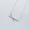 Colar Cruz de Diamante, Elegante Simples em Forma de Coração, Corrente Clavicular Cool, Design de Nicho Dupla Face, Tendência Feminina Ins e Exquisito