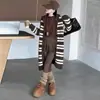 Nuevo Conjunto Casual Rayado para Niñas Otoño 2026 Moda Cardigan de Punto Cálido y Pantalones de Yoga