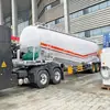 Fabricante Vende Semi-Reboques Tanque para Cimento a Granel, Semi-Reboques Basculantes Traseiros Tipo Tanque, Caminhões Tanque e Caminhões Tanque de Óleo