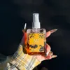 M2A Spray Desodorizante para Roupas Fragrância Leite Black Opium Mola para Mulheres, Fragrância Leve de Longa Duração, Presente de Casamento e Festival Qixi