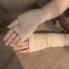 Moda Femenina Estilo Cachemir Guantes de Medio Dedo Color Sólido Trenzado para Escribir en Teléfono Móvil Guantes de Punto a Mano