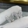 Nuevo Modelo de Exquisitos Pendientes de Trébol de Cuatro Hojas, Versión de Alta Gama con Oro V, Aguja de Plata 925, Chapados en Oro de 18 Quilates, Concha Blanca, Pendientes Completamente Incrustados con Diamantes para Mujer