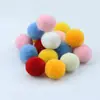 El Fabricante Tiene Stock Listo de Bolas de Bayas de Colores Vivos, Bolas de Hilo de Lana Fina Cachemir de 2.5 cm y Accesorios para Juguetes Hechos a Mano