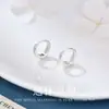 Brincos Argola Círculo Liso de Prata 925 para Cuidado de Piercing na Orelha Clipe de Orelha Tarraxas para Cartilagem da Orelha Tarraxas para Orelha Argolas Pequenas Versáteis de Nicho