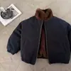 Casaco Infantil Forrado com Fleece Outono e Inverno Novo Estilo Jaqueta Infantil Masculina com Gola Peluda Top Casaco de Algodão Acolchoado Forrado com Fleece