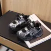 Zapatillas deportivas de primavera para niños, para niños de 1 a 6 años, con malla transpirable, y para niñas, en estilo "dad shoe", zapatillas de correr ligeras y casuales.