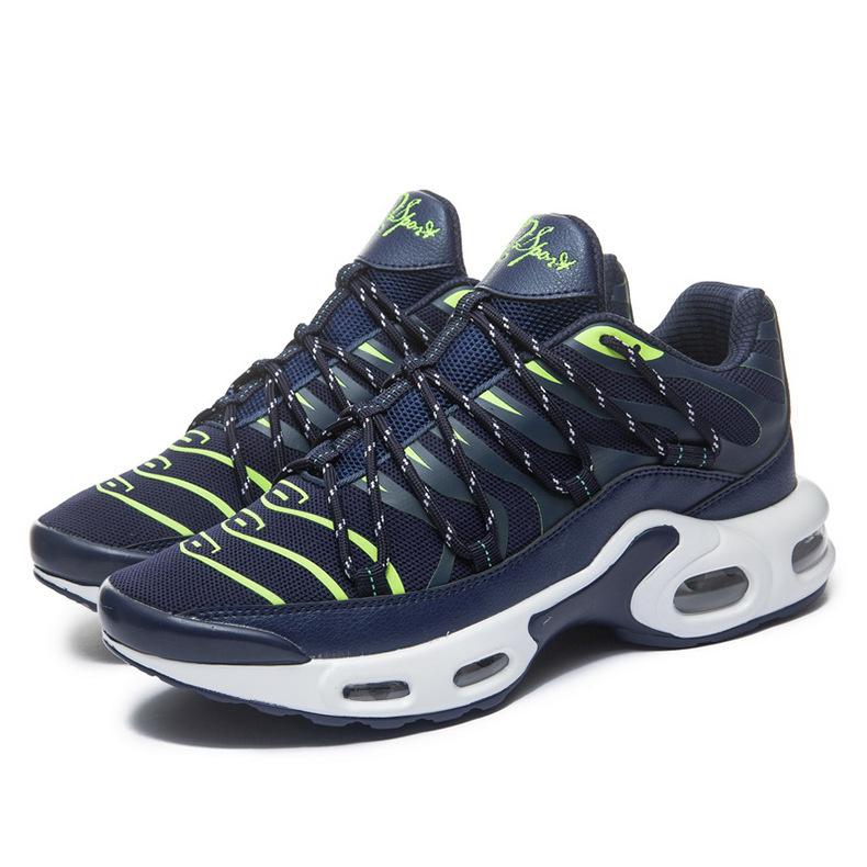 男鞋大码飞织运动鞋透气