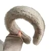 Faixa de Cabelo Plush Grossa da Moda para Mulheres, Acessório de Cabelo Versátil de Aba Larga para Outono e Inverno Que Faz o Rosto Parecer Menor