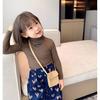 Camiseta Básica para Niña 2025 Primavera y Otoño Color Sólido Cuello Alto Camiseta de Manga Larga Estilo Infantil Espesa Cepillada Elástica Top de Invierno