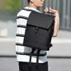 Mochila de negocios casual transfronteriza, mochila para portátil de tendencia de moda transfronteriza, bolsa de mensajero con patrón de diamantes y láser para estudiantes universitarios