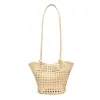 Bolso Cubo Tejido Hueco Estilo Cesta de Gama Alta Ultra Suave, Bolso de Hombro/Axila Versátil Simple Casual de Moda